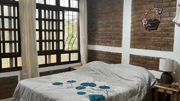 1 bedroom, in-room safe, iron/ironing board, free WiFi