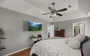 4 Schlafzimmer, Bügeleisen/Bügelbrett, WLAN, Bettwäsche