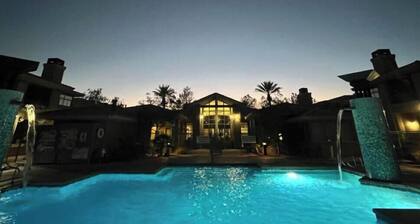 Las Vegas Fabulous 2 BR, 2 BA w/ full kitchen resort with fitness room Game Room