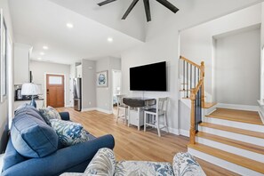 TV, offices - Prime Murrells Inlet Location  Near MarshWalk (Murrells Inlet)
