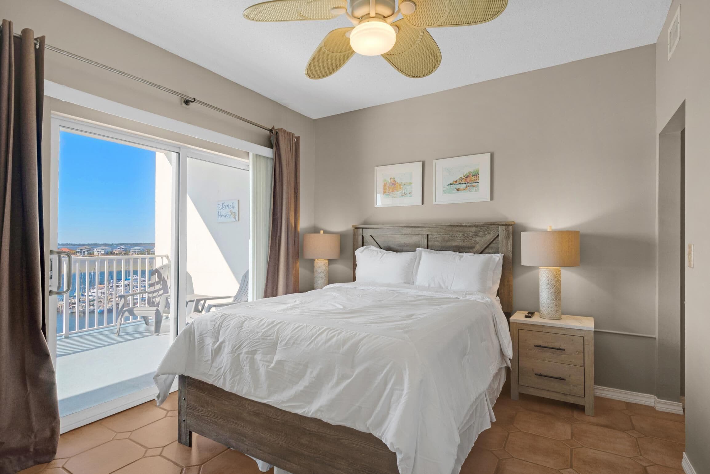 Apartment, 1 Queen Bed with Sofa bed (South Harbour 6C) | 2 bedrooms