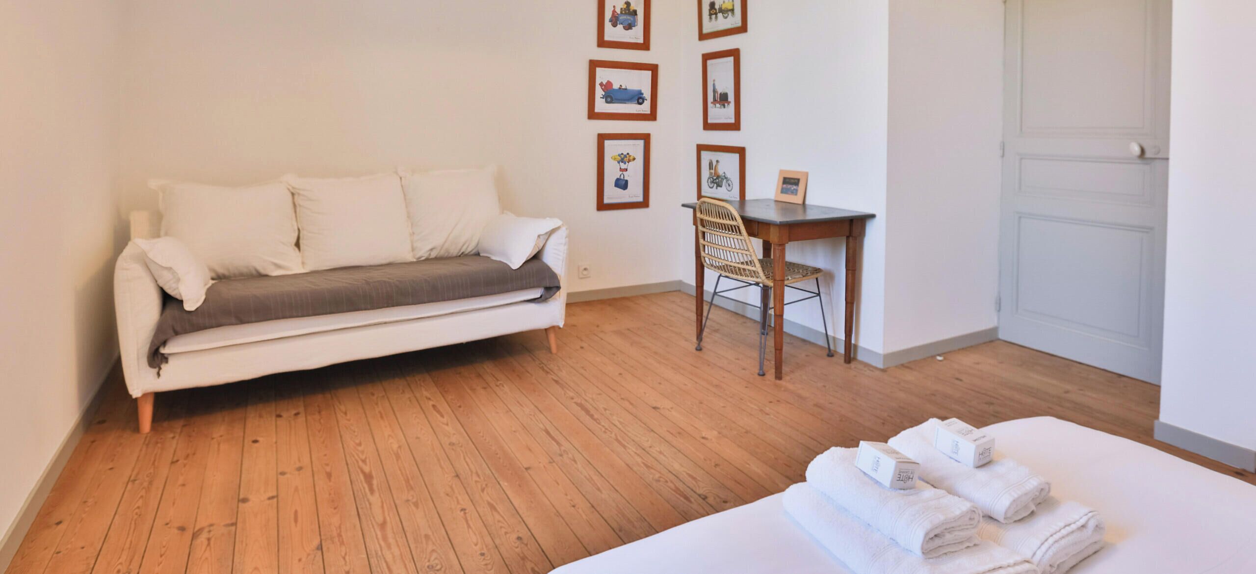 4 chambres, Wi-Fi gratuit, draps fournis