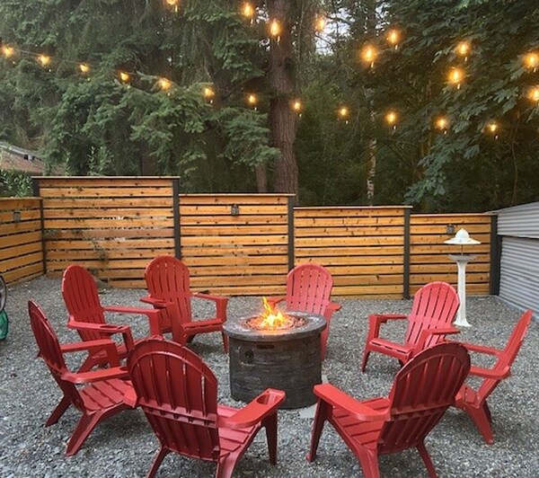 Family House W/ Creek, Fire Pit & Yoga Deck - Seattle, WA