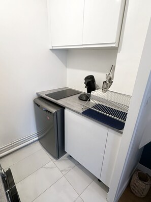 Comfort-Apartment, Stadtblick | Eigene Küche