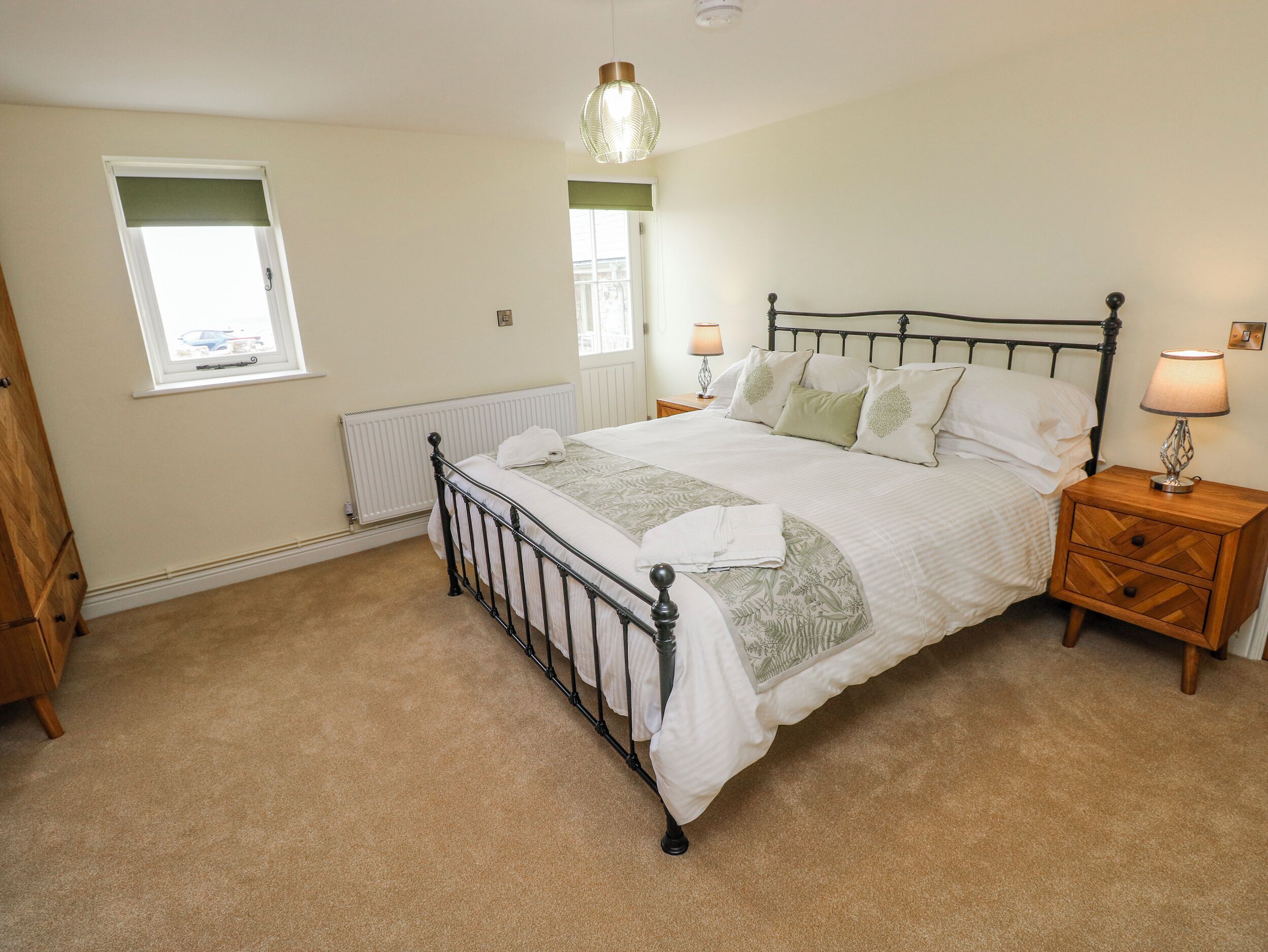 3 bedrooms, WiFi (free), individually decorated, individually furnished