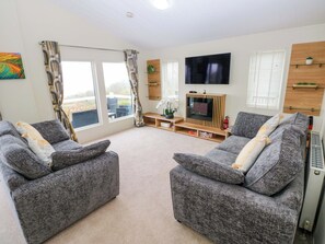 Living area - Wernlas Lodge (Swansea)