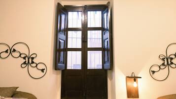 Familien-Vierbettzimmer, eigenes Bad, Stadtblick