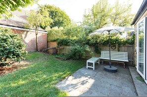 House - Beautiful Earlsfield Home With Garden (London)