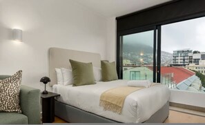 Apartment, Smoking - The Sage Queen Bed Studio 711 Sea Point CPT (Cape Town)