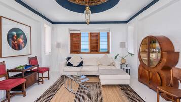 House, Smoking | 3 bedrooms