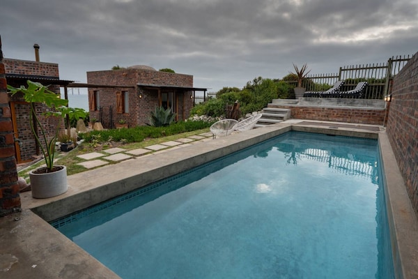 Yzerfontein 3 Bed House With Pool Sea Views - Yzerfontein