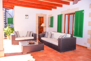 Interior - Finca Ca l'Hereu Petit 282 by Mallorca Charme (Cala Sant Vicenç)