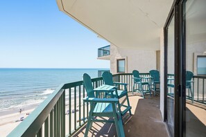 Property grounds - Ocean Front Condo- Indoor & Outdoor Pools- Lazy River + Hot Tub (North Myrtle Beach)