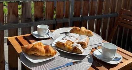 Apart Vinschgau (Val Venosta) - charming, cozy apartment with mountain view
