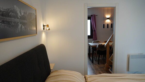 2 bedrooms, in-room safe, free WiFi, bed sheets