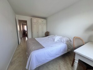 2 slaapkamers, internet, beddengoed