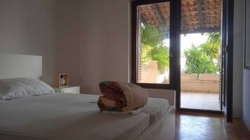 3 bedrooms, internet, bed sheets