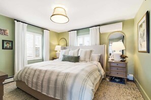5 bedrooms, iron/ironing board, WiFi, bed sheets - Casa sul Mare – Near the Coast (Ogunquit)