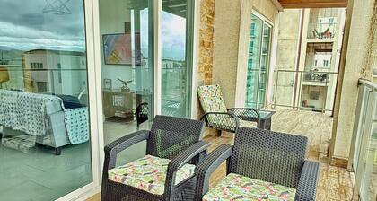 Dream Getaway | Pool View + Resort Beach Access