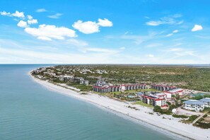 On the beach - Beachfront Condo Gulf Views Pointe Santo 32E (Sanibel)