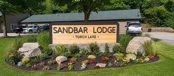 The Sandbar Lodge at Torch Lake