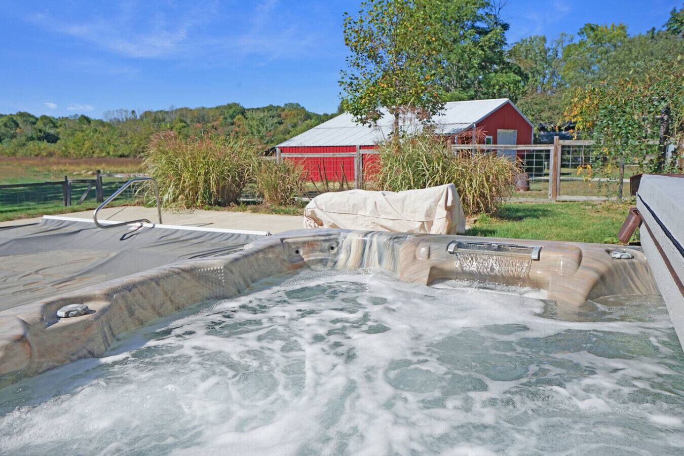 Bain à remous extérieur