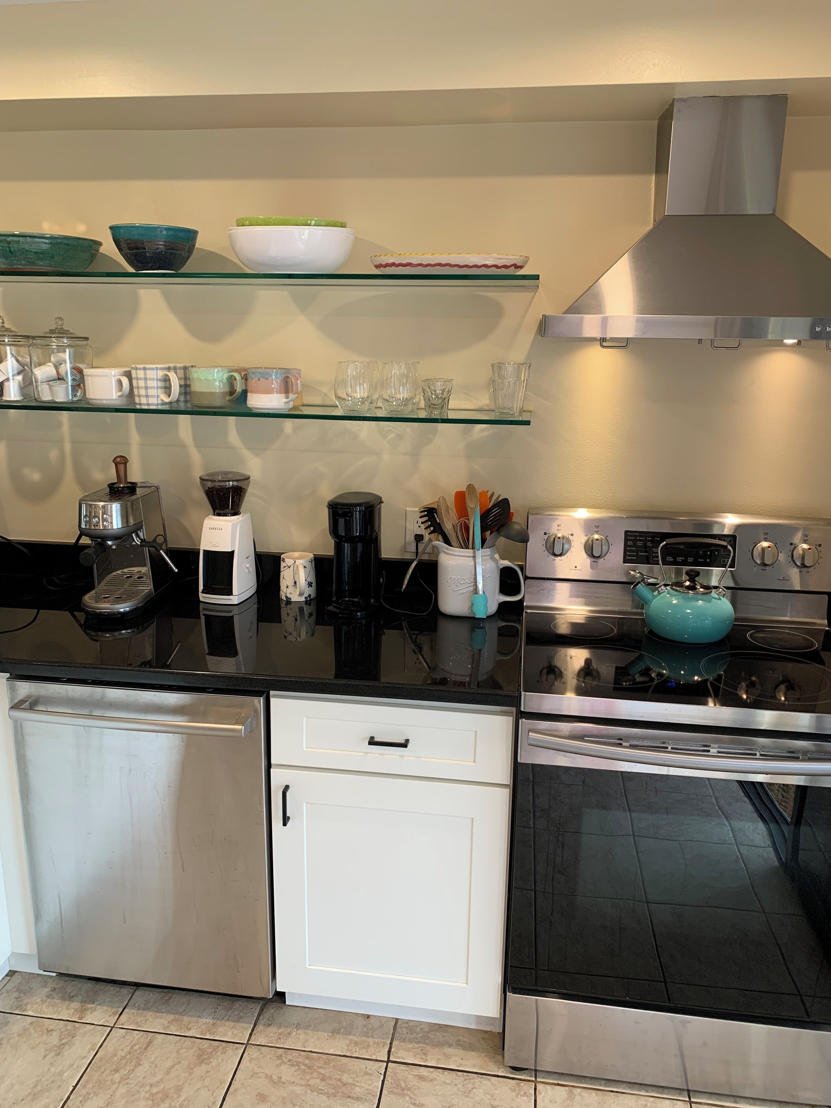 Microwave, oven, stovetop, dishwasher