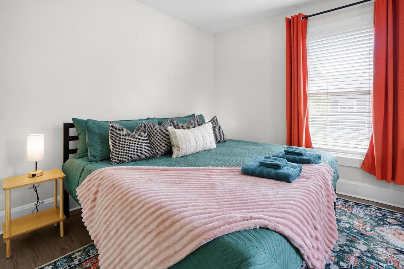 3 Schlafzimmer, Schreibtisch, WLAN