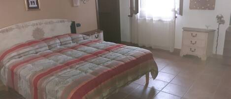 1 Schlafzimmer, WLAN, BettwÀsche