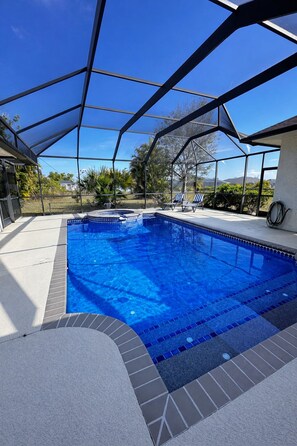 Pool - Rotonda West Pool & Spa Oasis (Rotonda West)