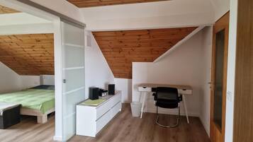 1 chambre, accès Internet, draps fournis