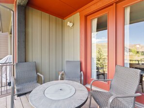 Terrace/patio - Luxury Townhome 4BR - Near Skiing & Hiking! (Hideout)