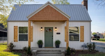 The Bobi in Hopkinsville! A charming 2br cottage!