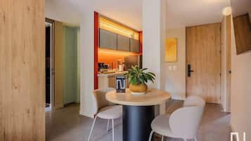 Apartment, 2 Double Beds, Patio, City View (Gardens A204) | Dining