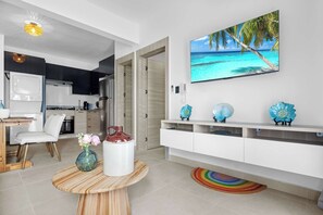 Departamento, 1 cama Queen size, hidromasaje, vista a la ciudad (Unique A-101) | Interior