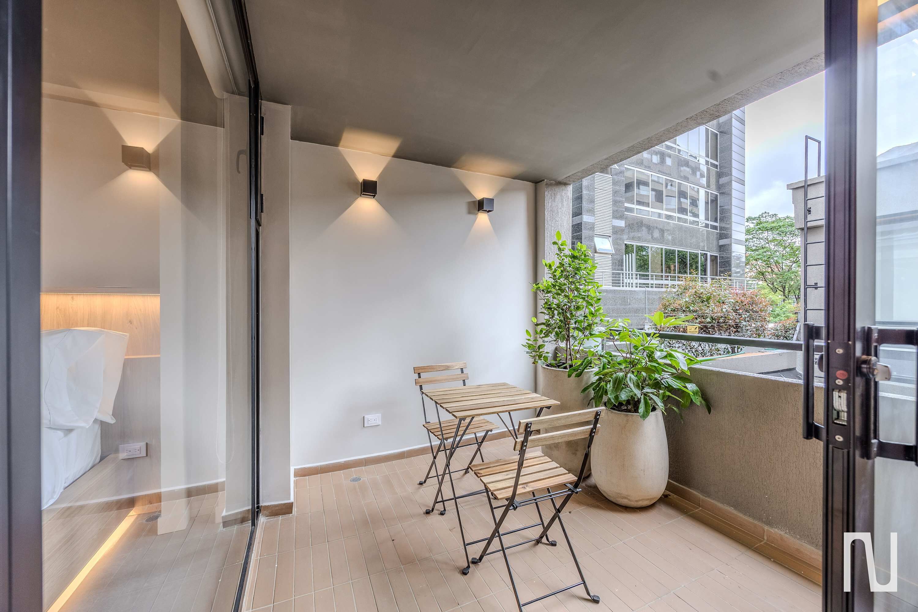 Appartement, meerdere bedden, patio, uitzicht op stad (Gardens B301 + Sat) | Buiten dineren