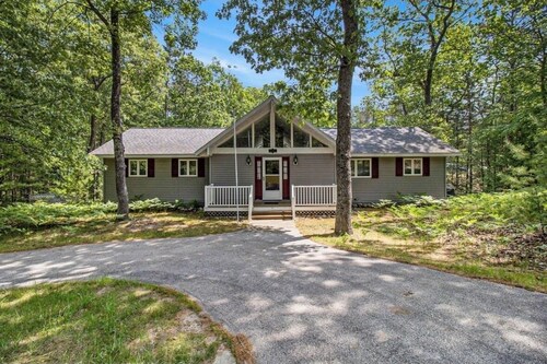 The Wright Oasis: Beautiful 4 BR, 3 BA Pentwater home in Duna Vista Association!