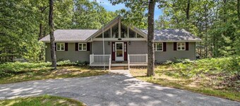 The Wright Oasis: Beautiful 4 BR, 3 BA Pentwater home in Duna Vista Association!