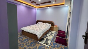 Két bảo mật tại phòng, phòng cách âm, bàn ủi/dụng cụ ủi quần áo 