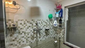 Double Room, Balcony, City View | Bathroom | Slippers