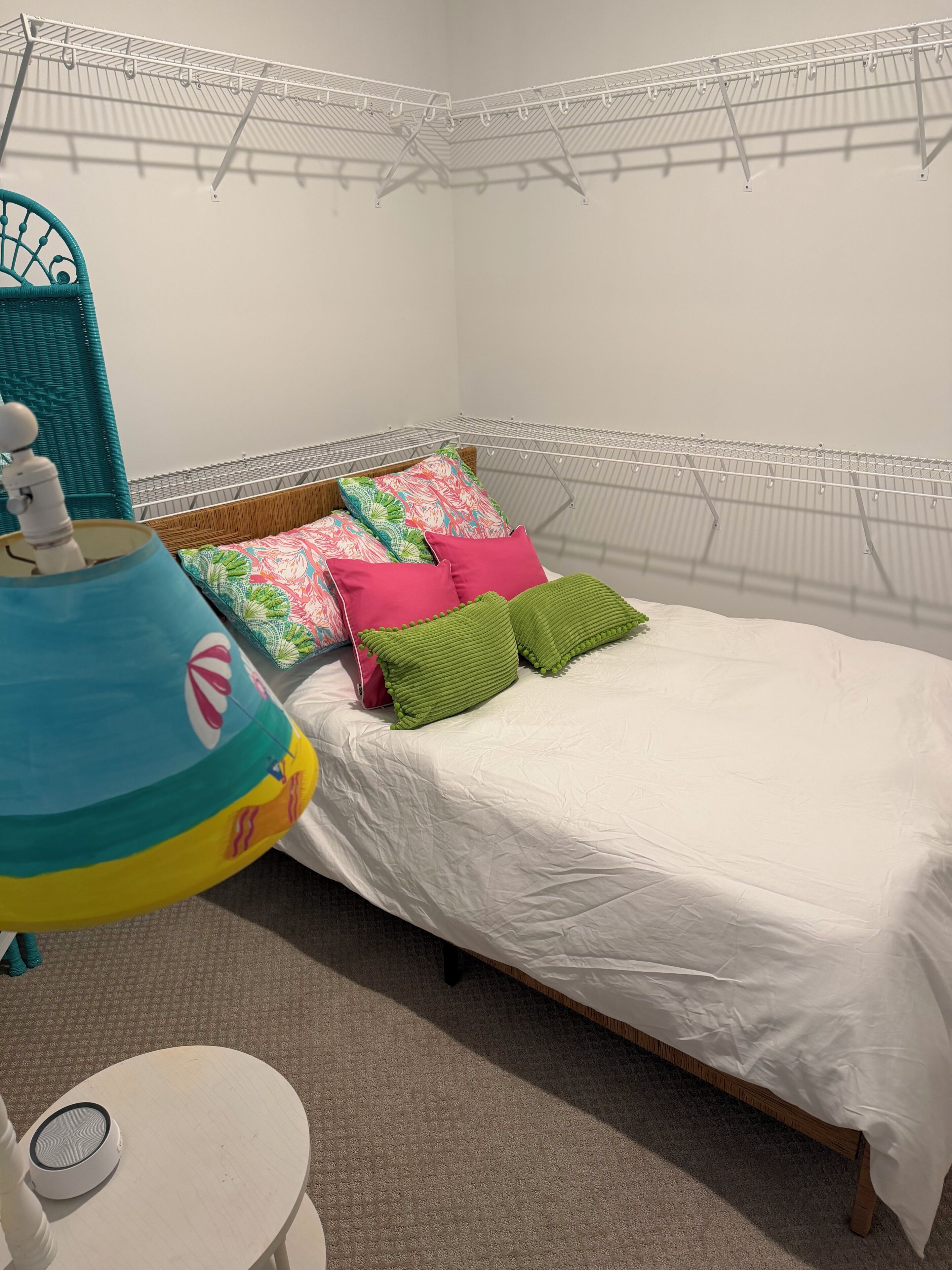 4 bedrooms, free WiFi, bed sheets, wheelchair access