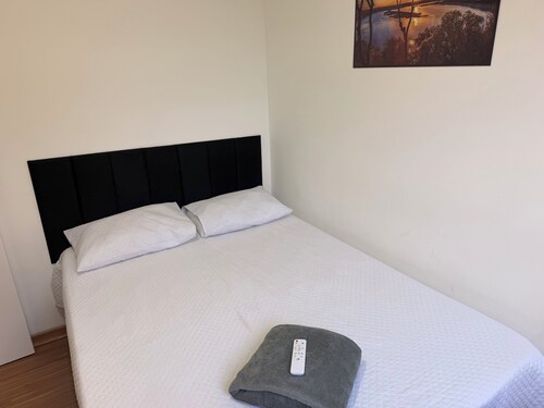 Apartment with Air Conditioning | 2 Bedrooms