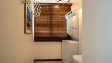 Apartment, Multiple Beds, Garden View (Costa Linda 8-11) | Interior