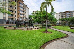 Property grounds - Luxury 3-bedroom Condo in Paradise (Jacó)
