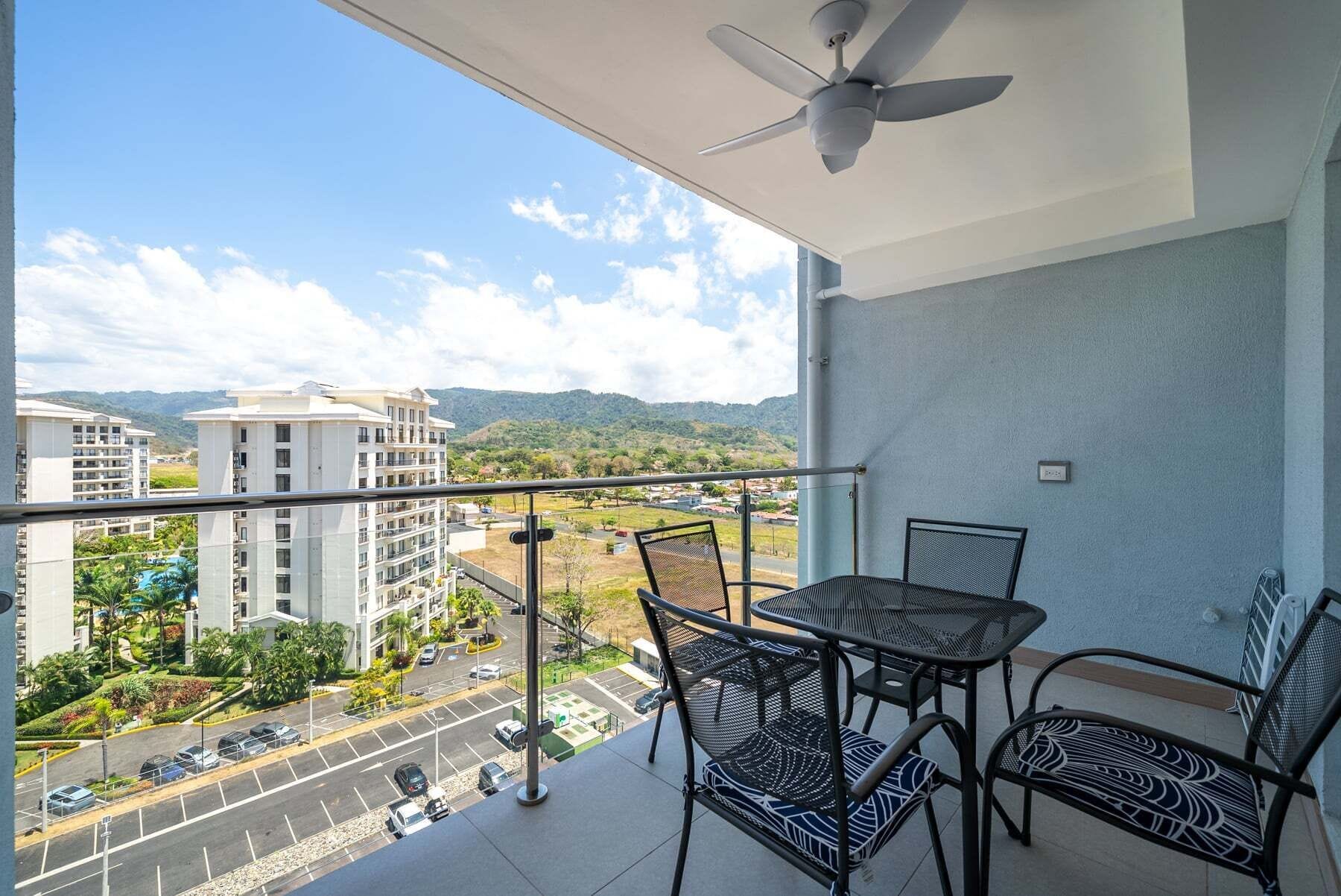 Apartment, 2 Queen Beds, Mountain View (Viva Jaco Viva Jaco 2BR/1BT (12-04A)) | Outdoor dining