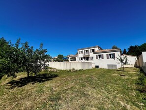 Exterior - Villa Marguerite - Family home with swimming pool (Mirabel)