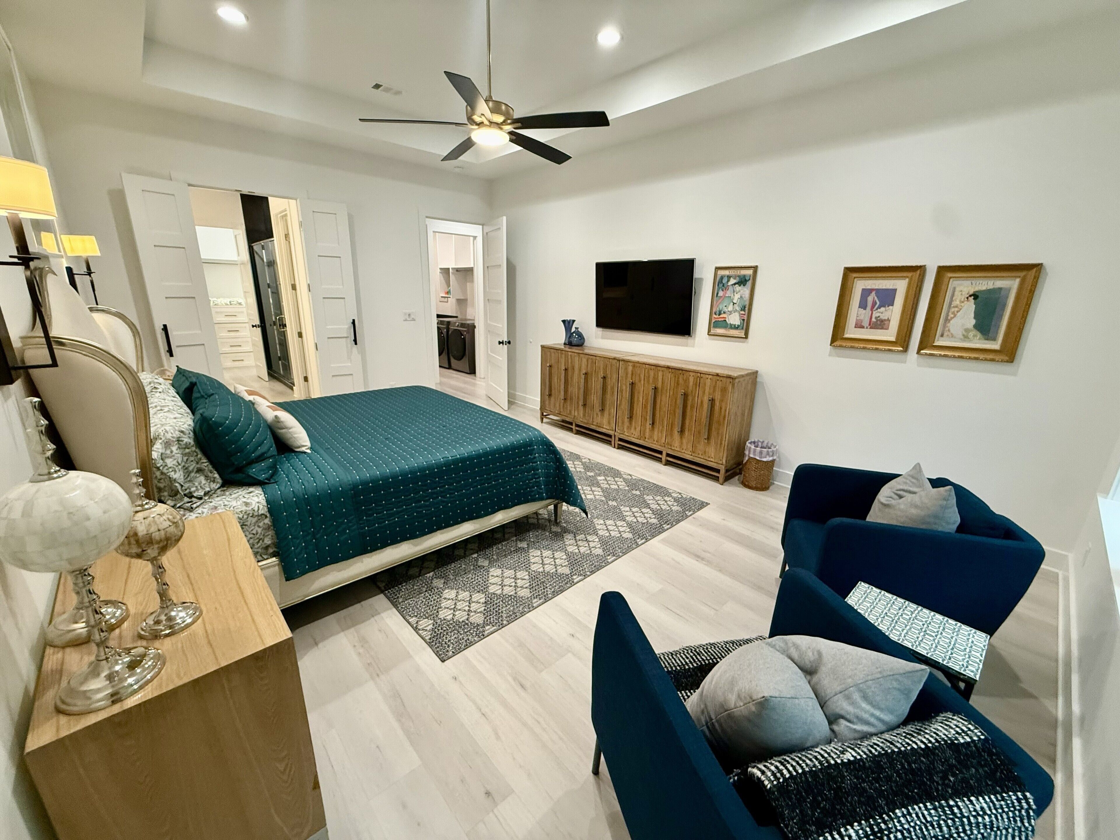 Deluxe House, 3 Bedrooms, Non Smoking, Pets Allowed | Iron/ironing board, free WiFi
