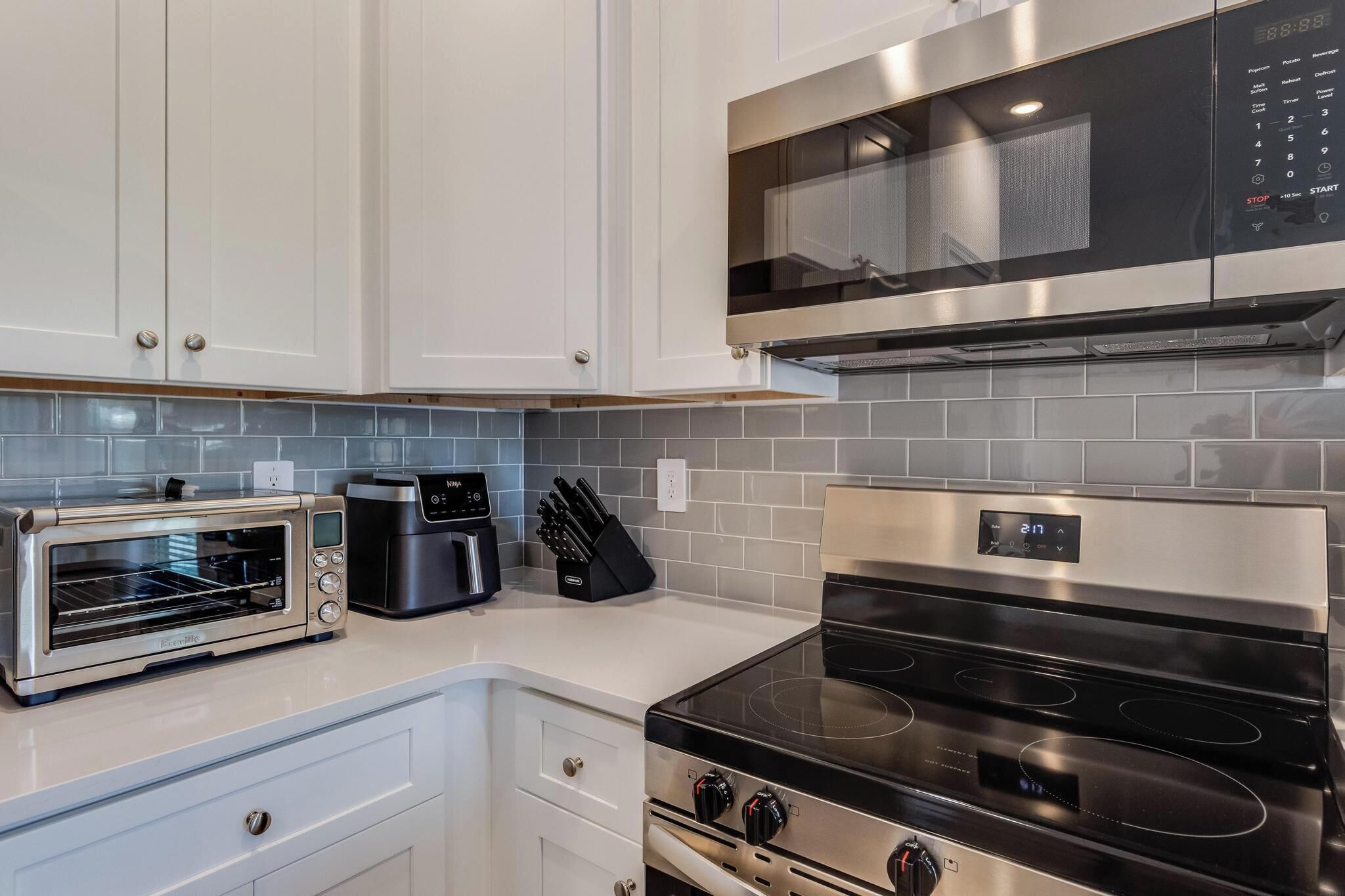 Microwave, oven, stovetop, dishwasher