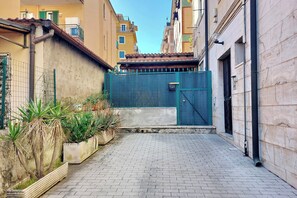 Property grounds - Francesco's Flat by Domus&Dimore (Torre Maura)