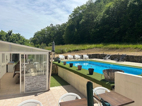 VILLA 2 POOLS SLEEPS 27